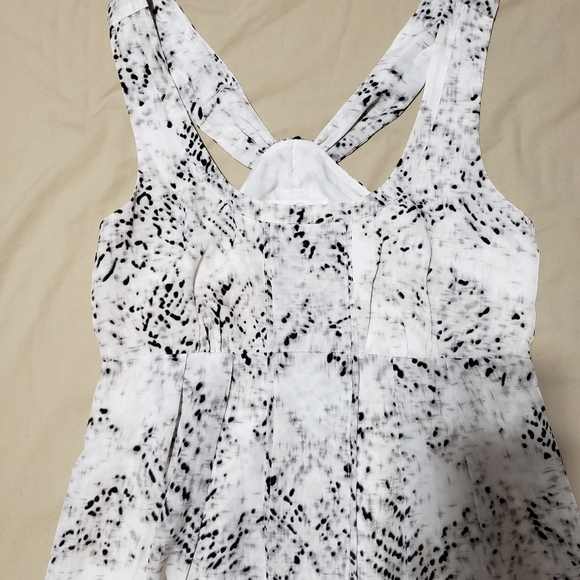 Jessica Simpson flowy summer dress - Picture 5 of 8